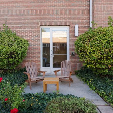 Hilton Garden Inn Saint Charles Dış mekan fotoğraf
