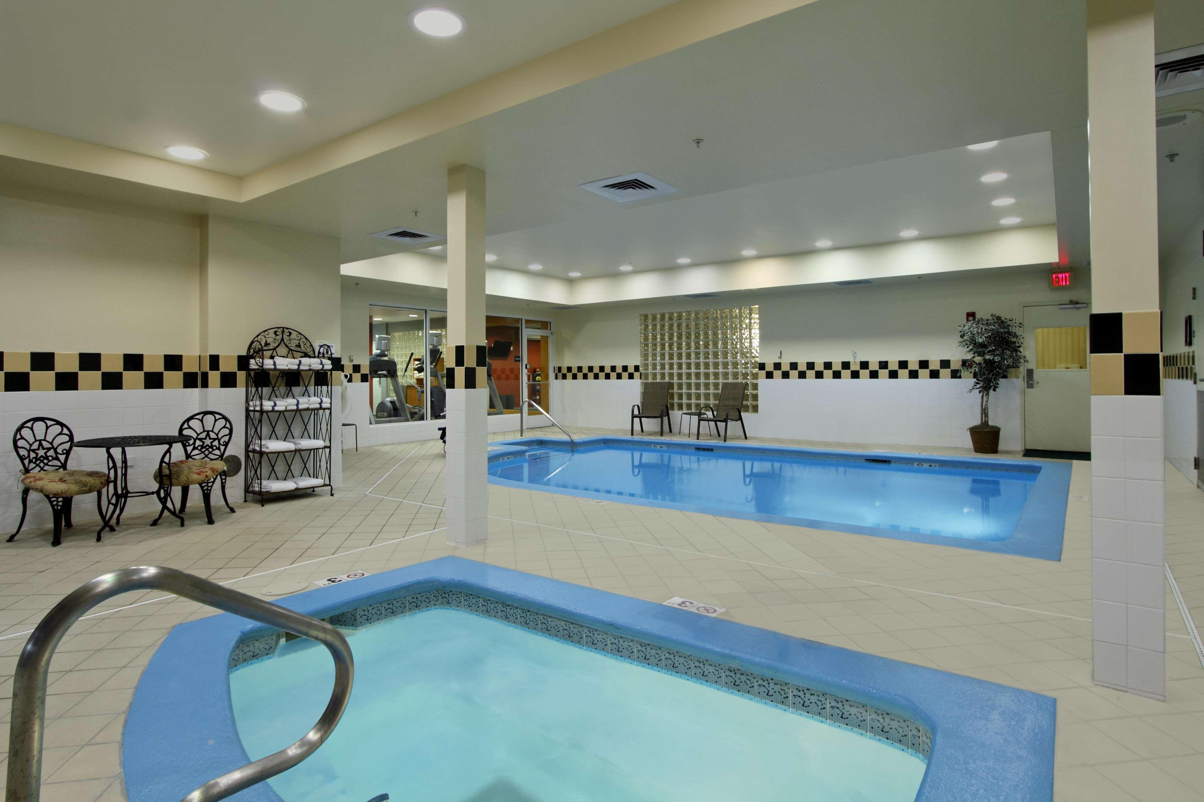 Hilton Garden Inn Saint Charles Dış mekan fotoğraf