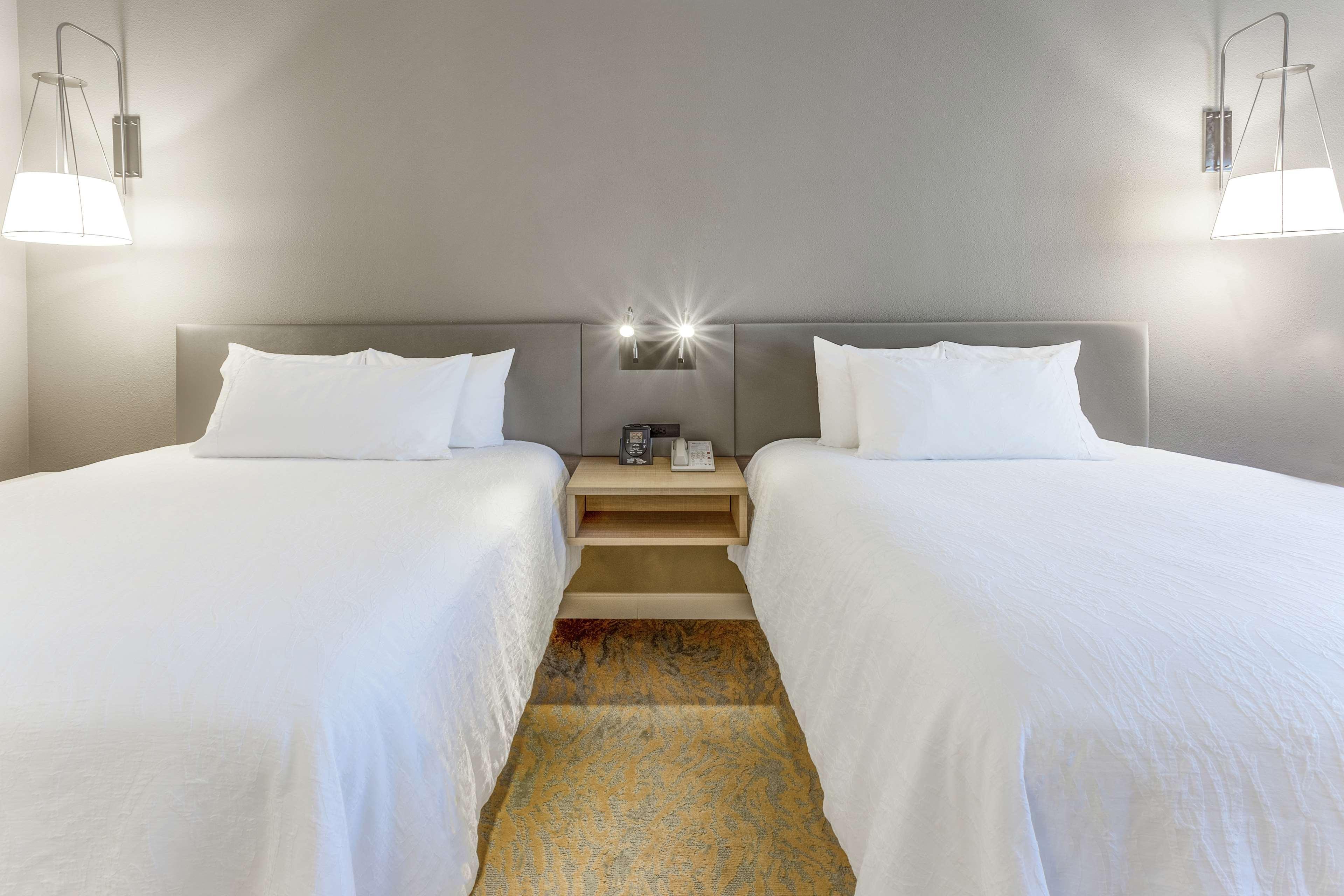 Hilton Garden Inn Saint Charles Dış mekan fotoğraf