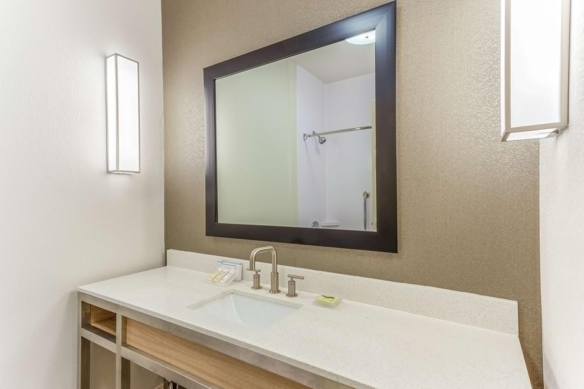 Hilton Garden Inn Saint Charles Dış mekan fotoğraf