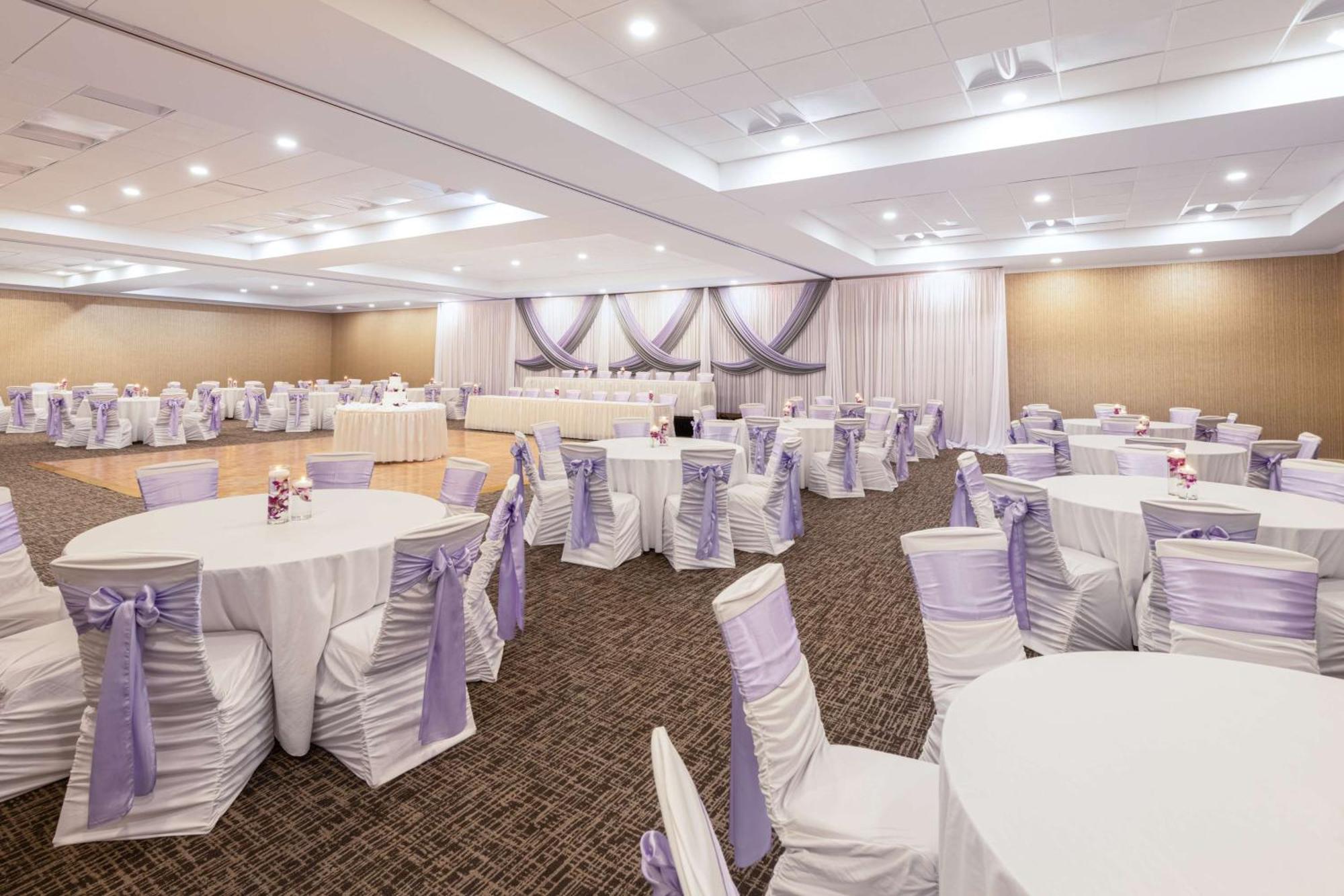 Hilton Garden Inn Saint Charles Dış mekan fotoğraf