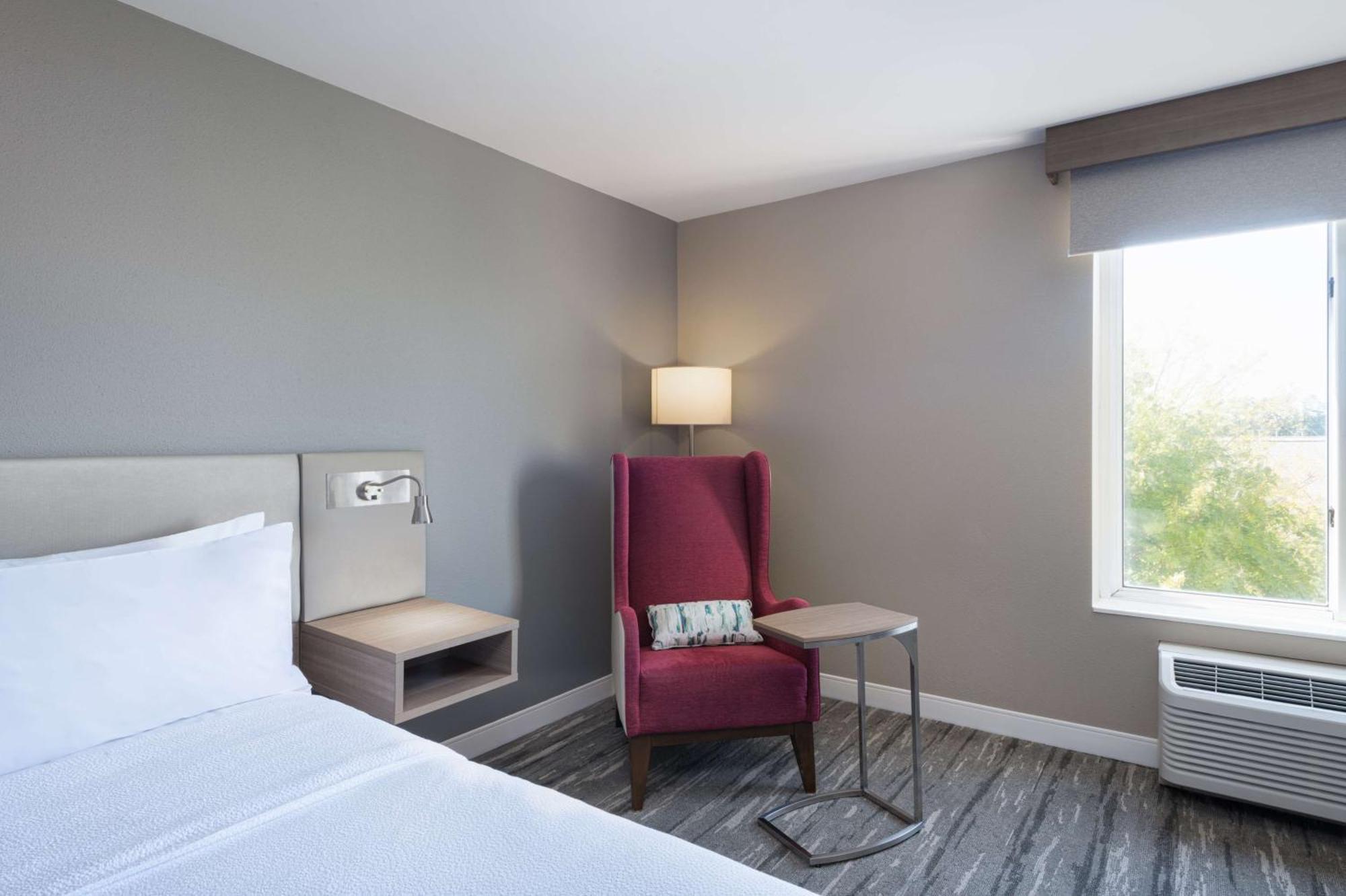 Hilton Garden Inn Saint Charles Dış mekan fotoğraf