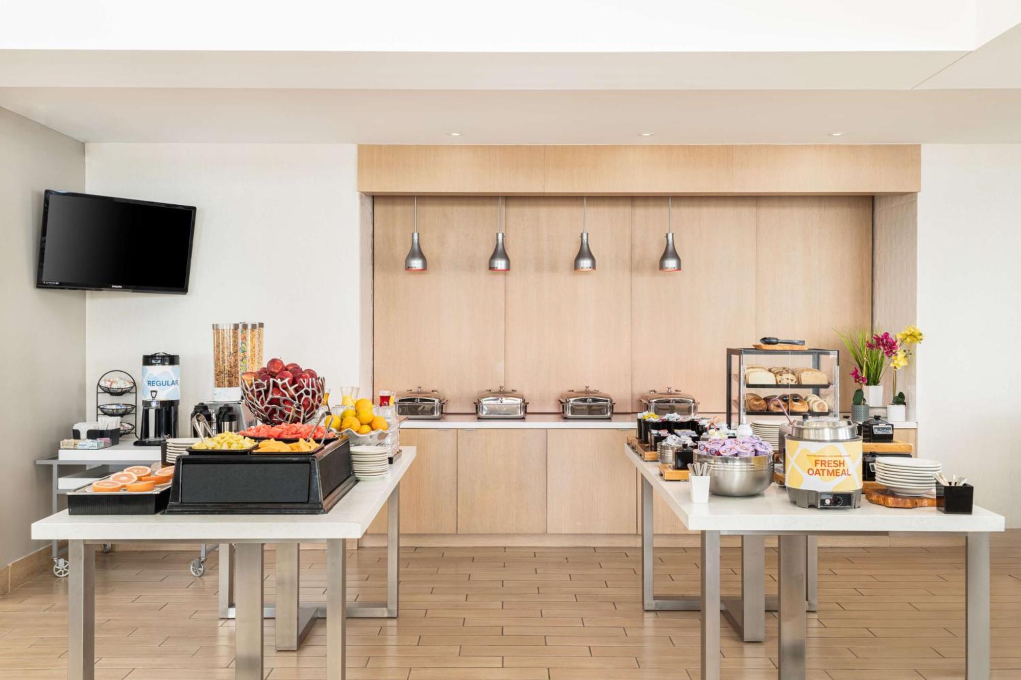 Hilton Garden Inn Saint Charles Dış mekan fotoğraf