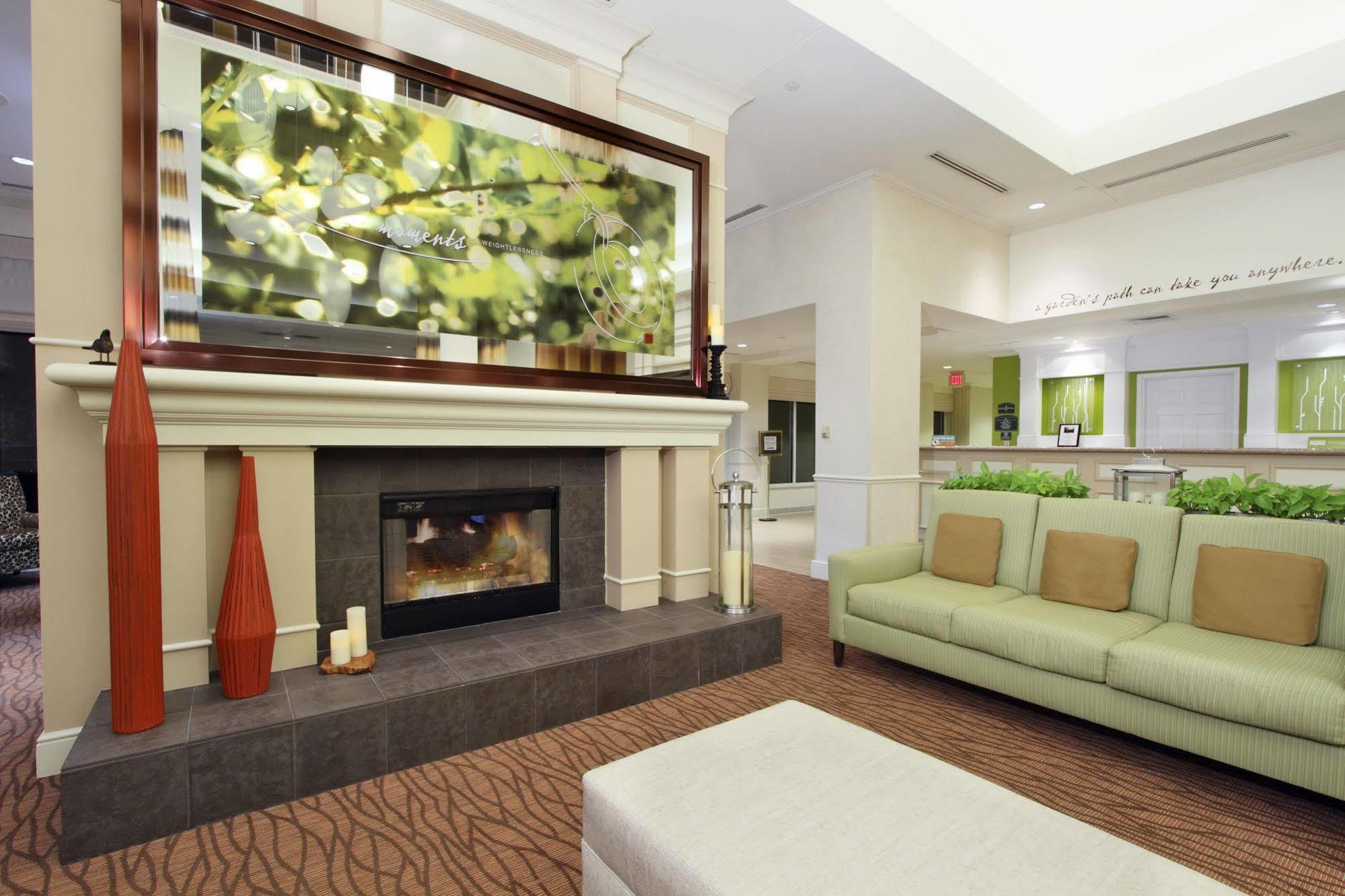 Hilton Garden Inn Saint Charles Dış mekan fotoğraf
